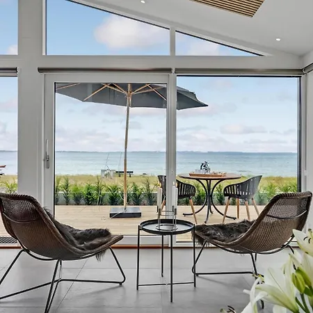 Amazing In With Kitchen Holiday home Ronde