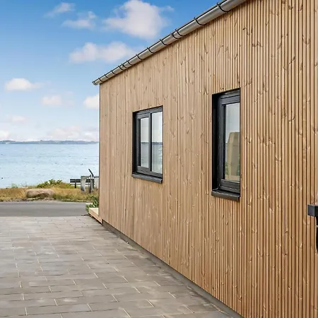 In With House Sea View *
